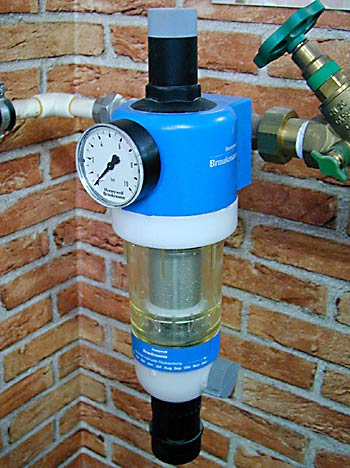 Wasserfilter in der Trinkwasserhausinstallation